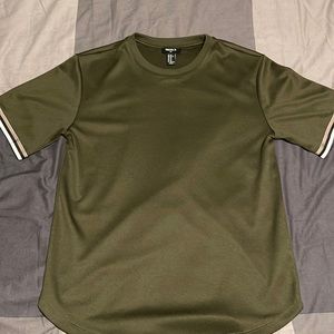 Olive Forever 21 Mens XS Jersey Shirt